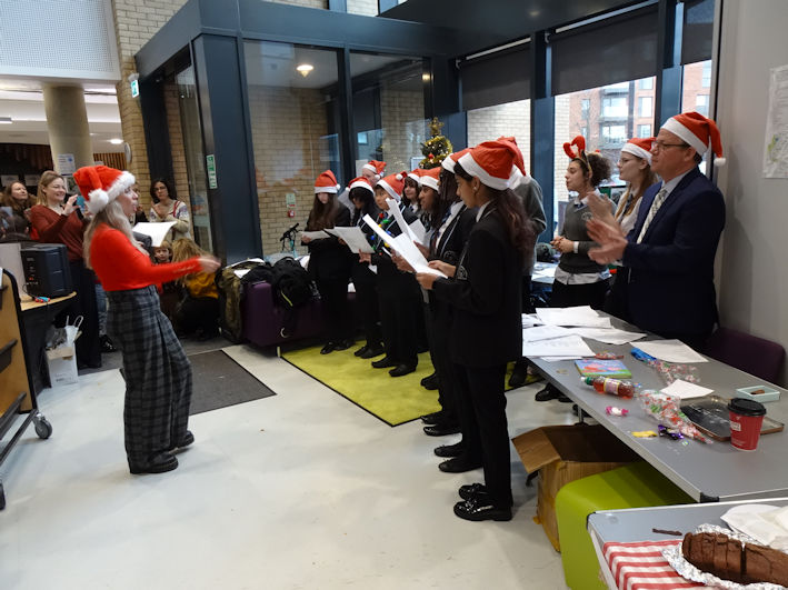 The Trumpington Community College choir, Clay Farm Centre Christmas Fair. Photo: Andrew Roberts, 9 December 2023.